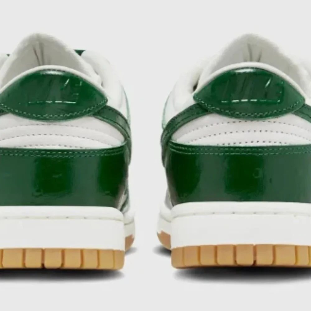 Nike Dunk Low LX Gorge Green Ostrich Premium Sneakers Women's 6.5 - Picture 2 of 8